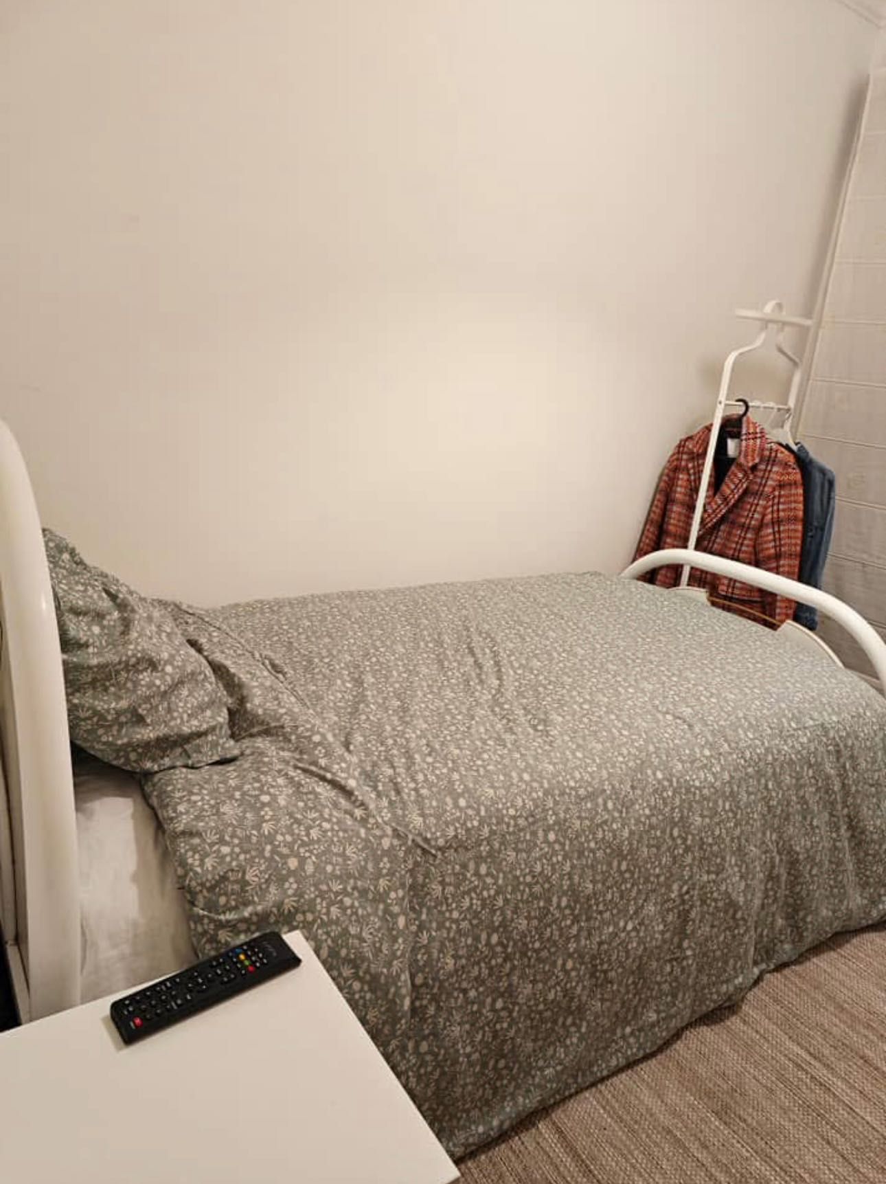 Quarto em alhandra