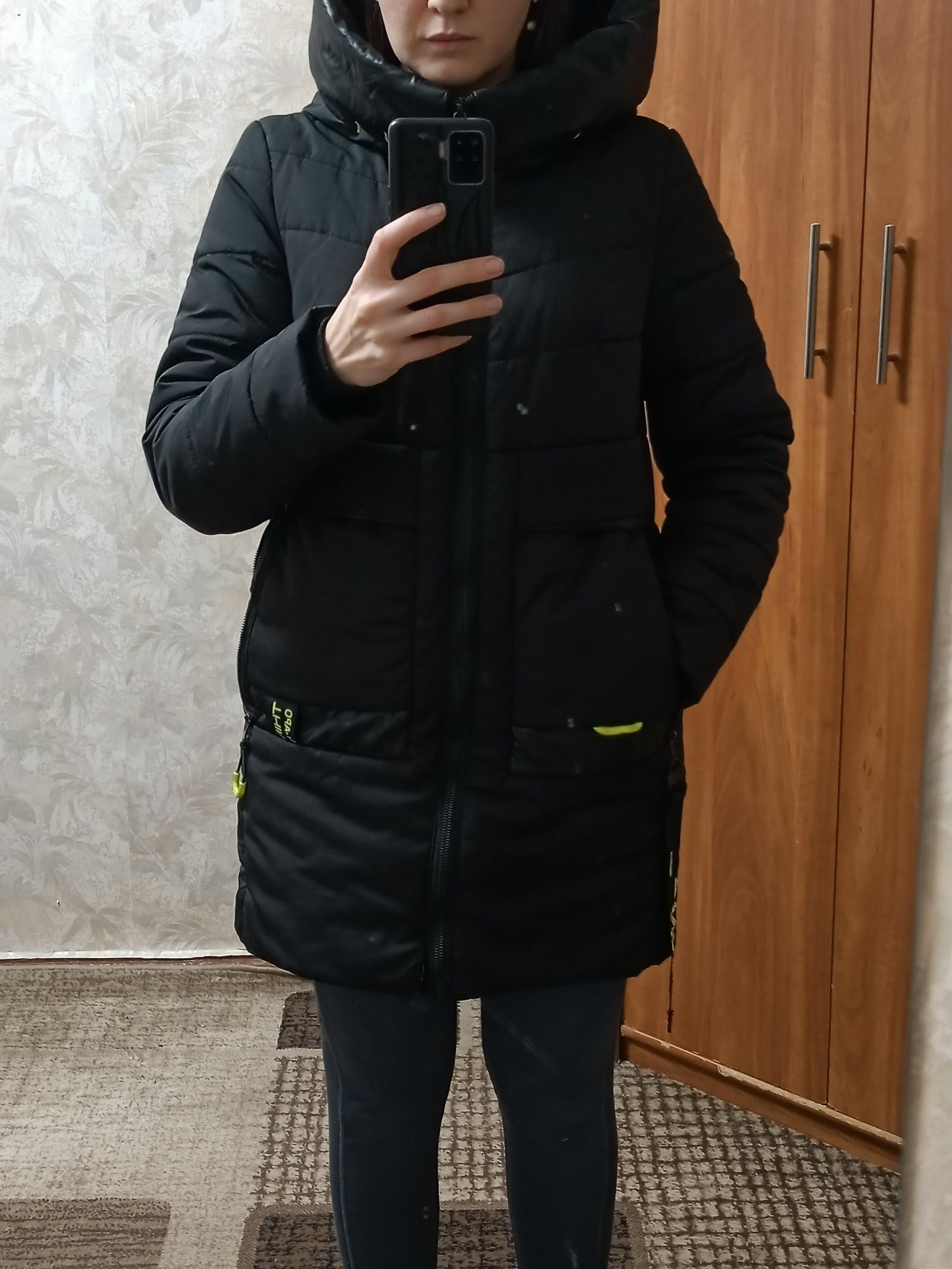 Куртка , пуховик
