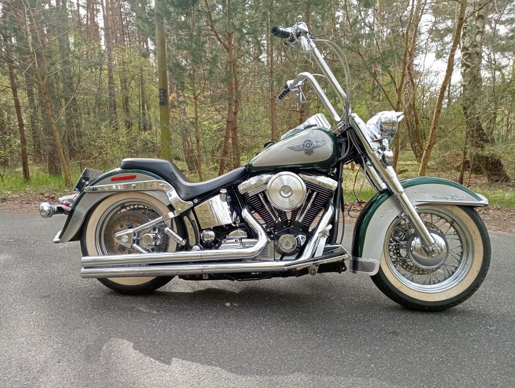 Harley FLSTN Nostalgia Softail EVO