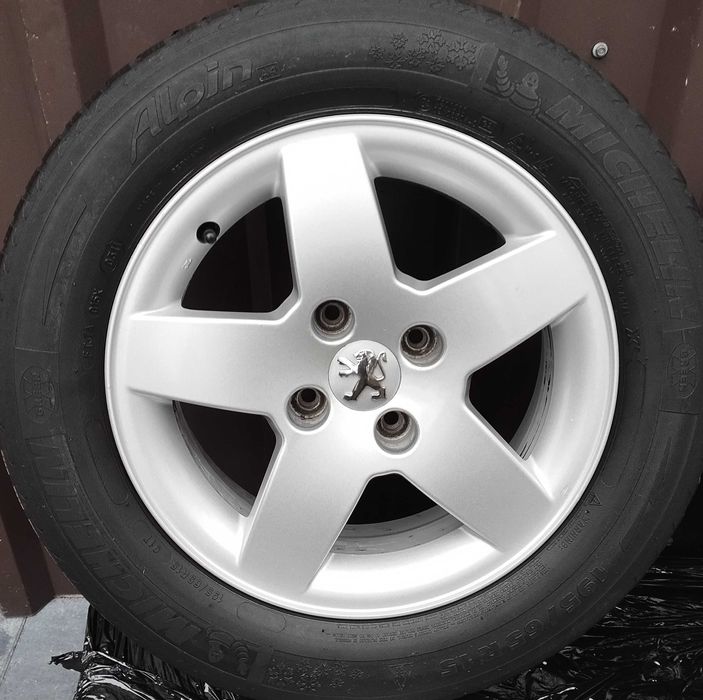 ORYGINALNE felgi aluminiowe 15 cali 4 x 108 PEUGEOT inne opony gratis