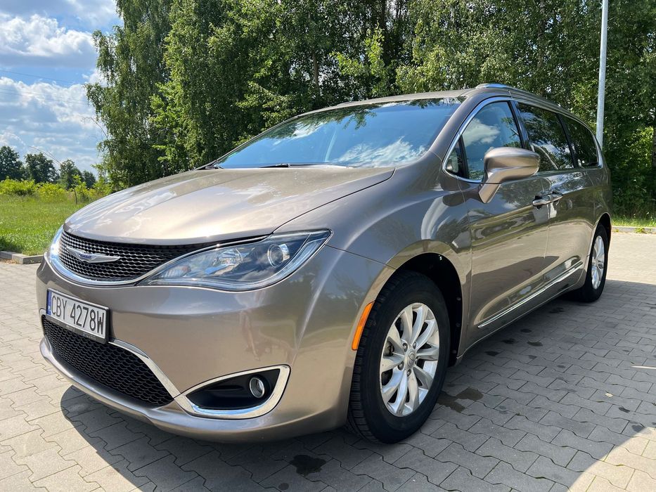 Chrysler Pacifica Chrysler Pacifica Touring L Plus