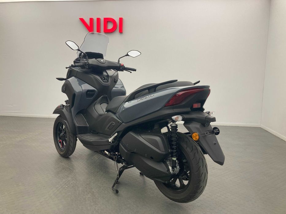 Максіскутер Yamaha Tricity 300