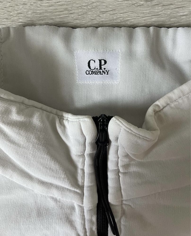 Кофта C.P. Company!!!