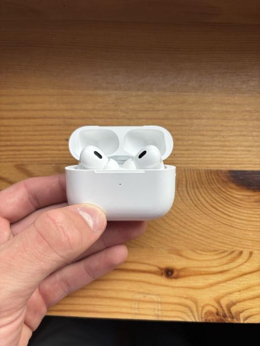 Apple AirPods 2 Pro