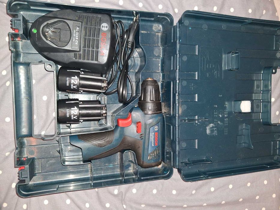 Wiertarko Wkrętarka oryginał  Bosch GSR 120-LI 12V 2x Bateria 3.0ah