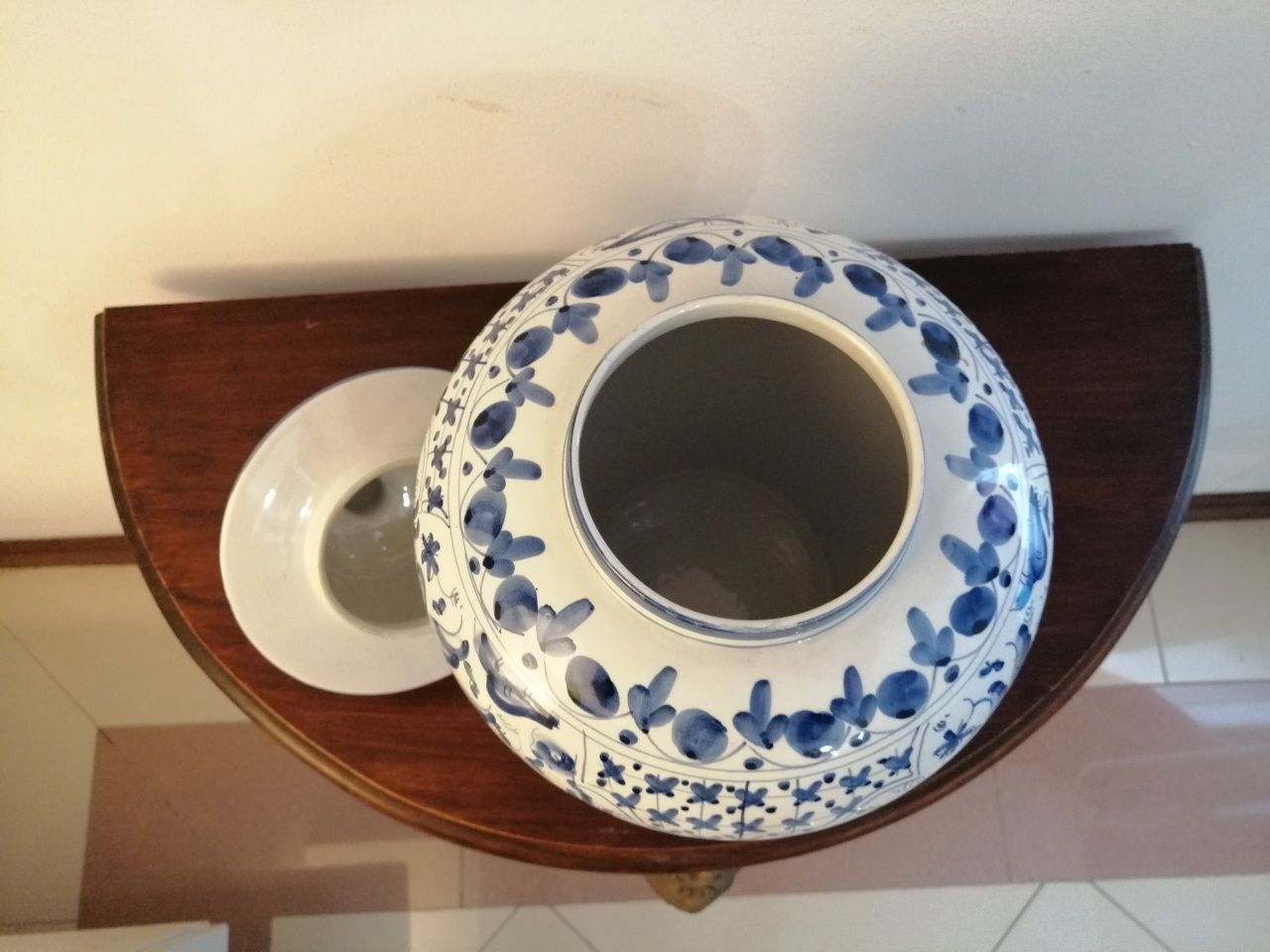 Conjunto de Loiça pintado a mão.