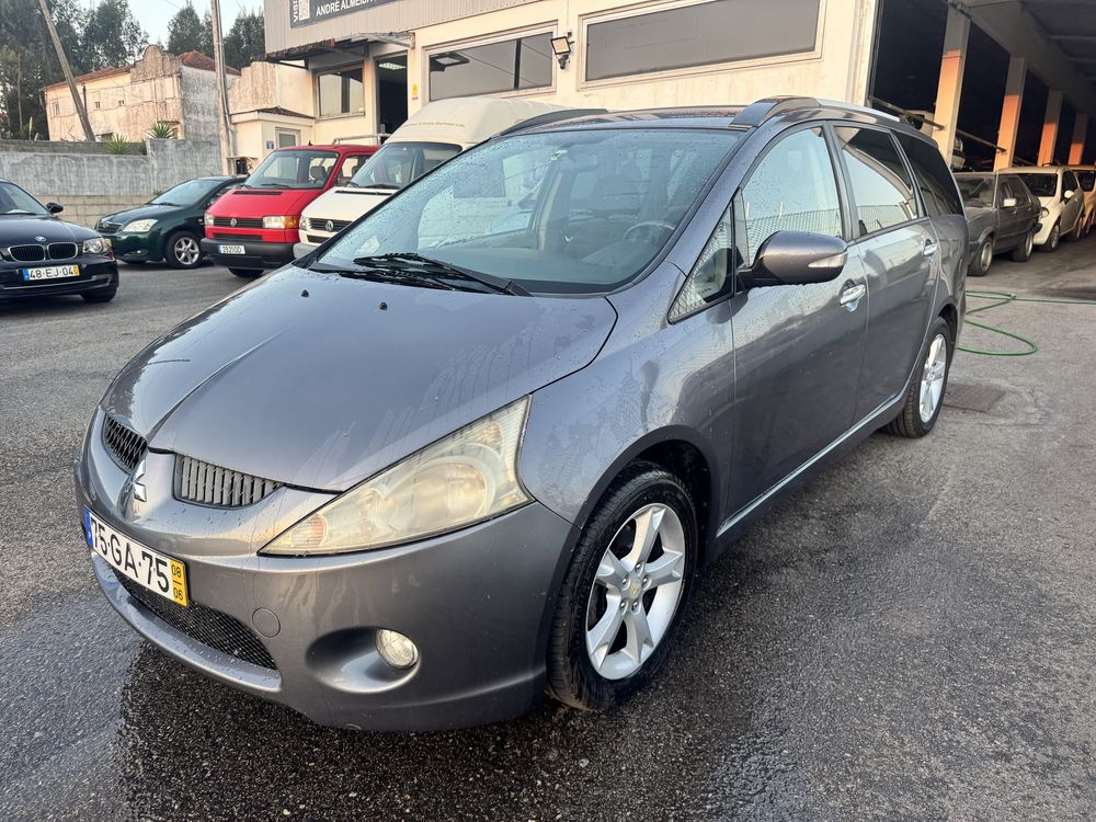 Mitsubishi Grandis 2.0 DI-D Intense  1 proprietário