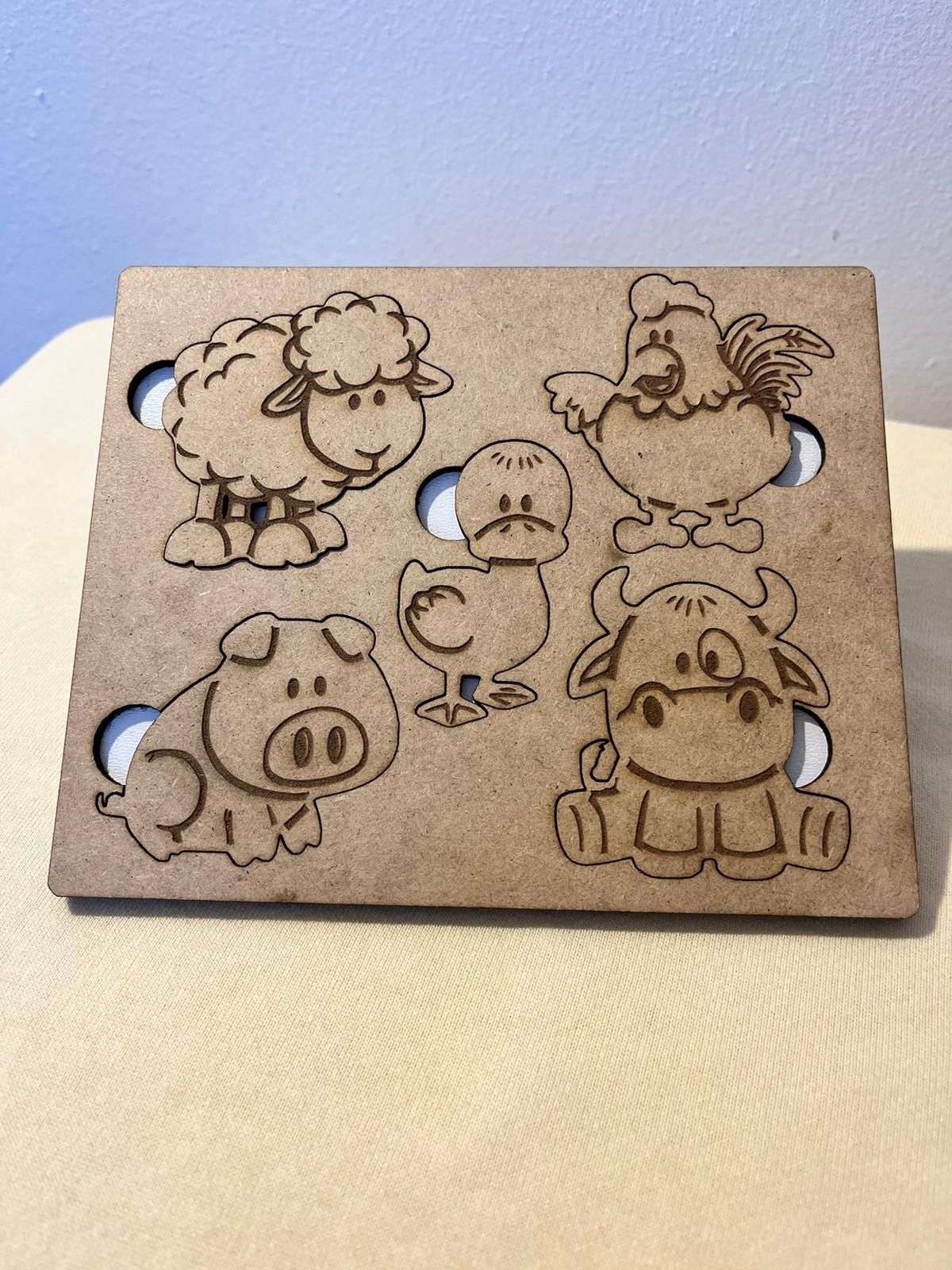 Puzzle drewniane "Zwierzęta", Mozaika dla dzieci 

Rozwijaj kreatywnoś