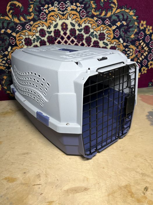 Пластикові переноски для дрібних тварин