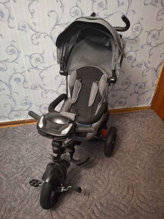 Велосипед трьохколісний Tilly CAYMAN,від 9 місяців.