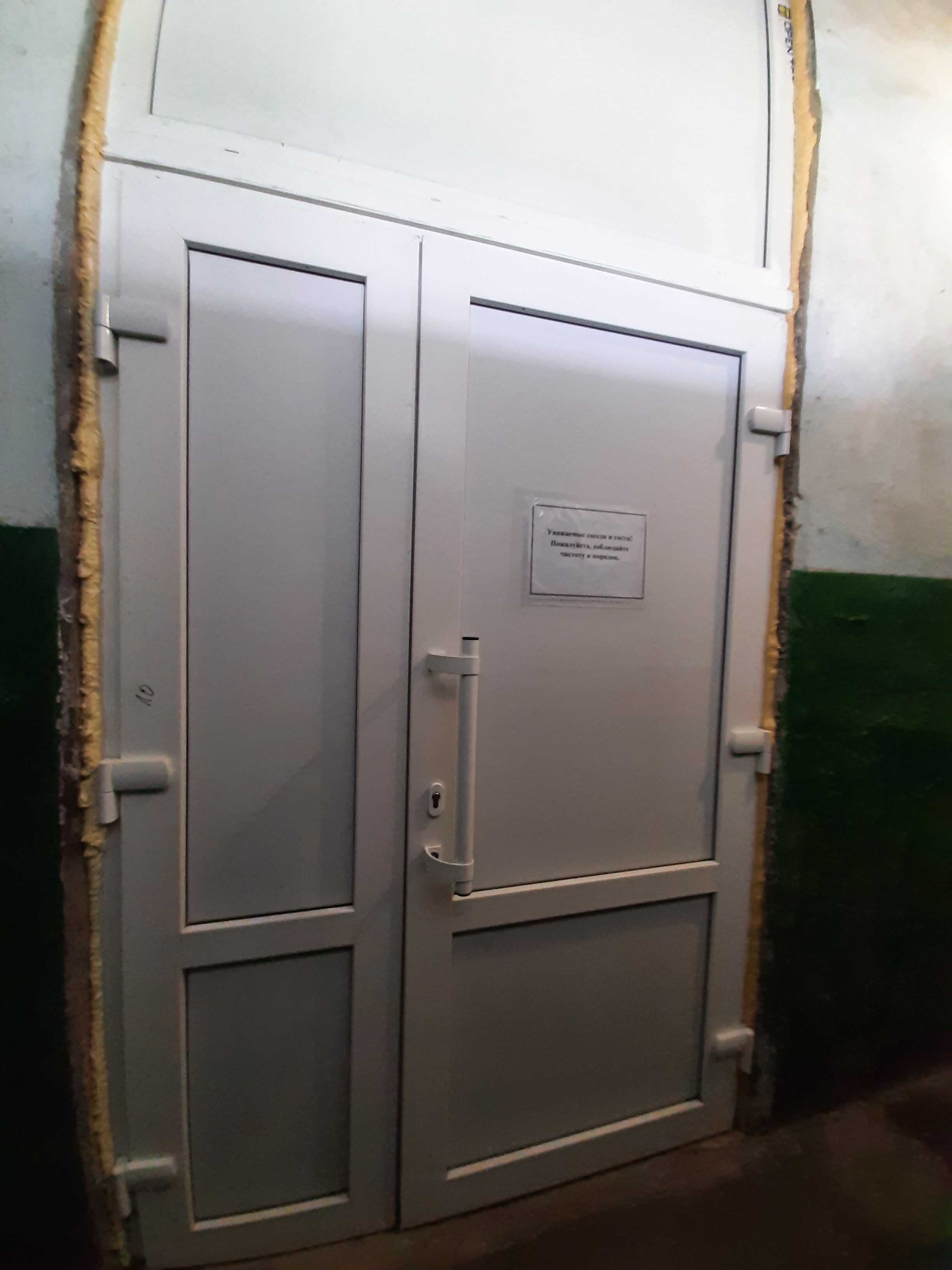 СРОЧНО! Продам 2 комнатную квартиру в  центре Чугуева
