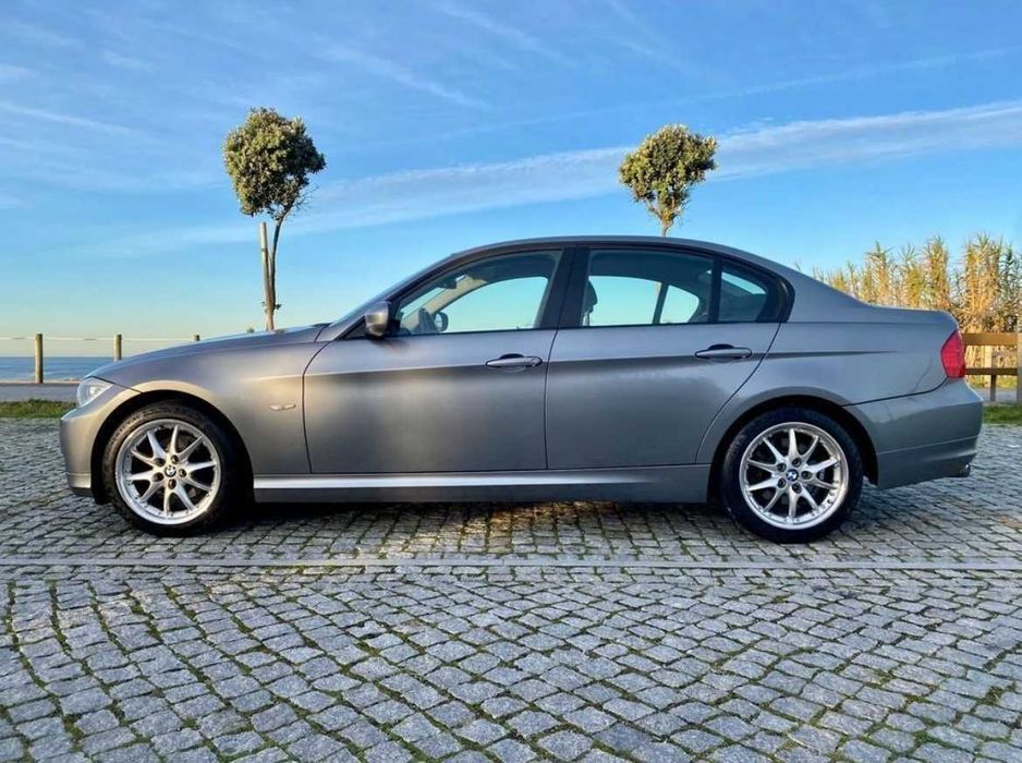 BMW 320i 2.0 170cv Auto.