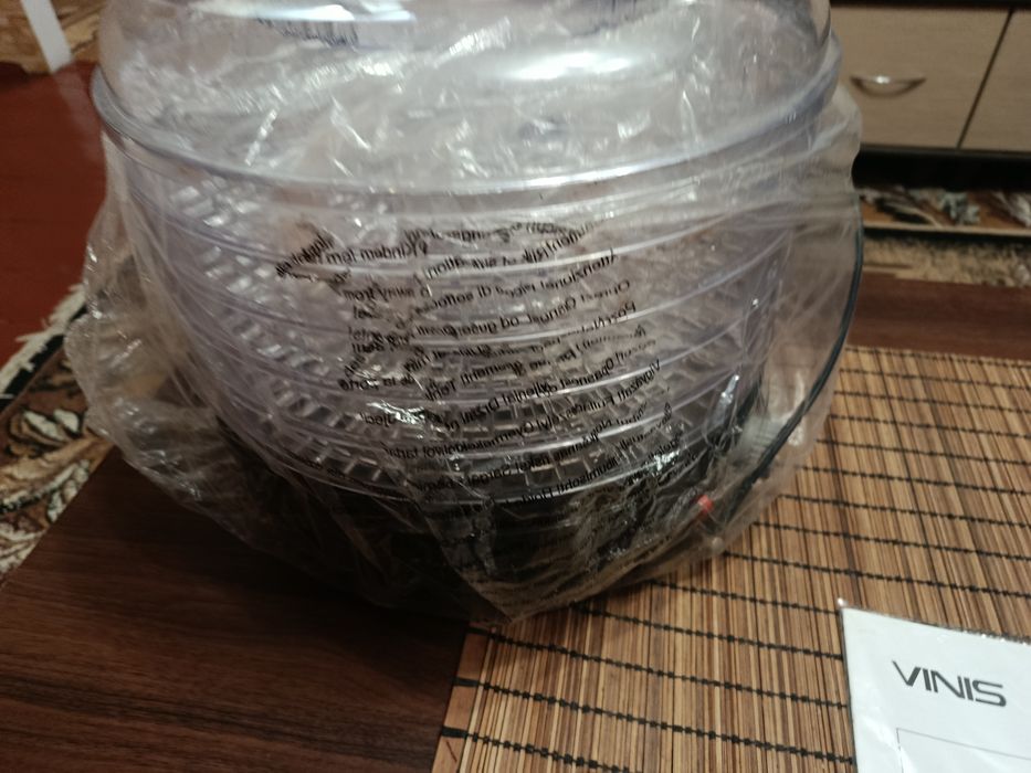 Сушилка фруктов VINIS