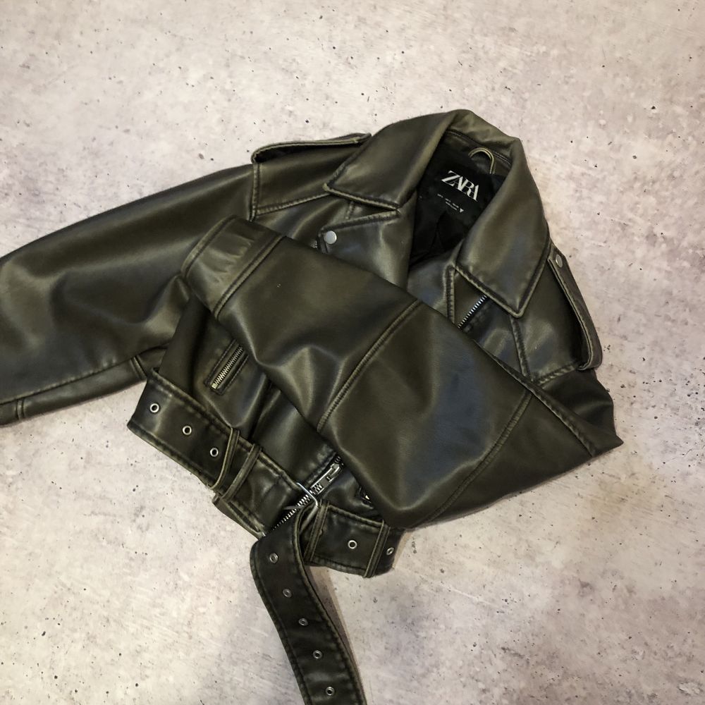 косуха кожанка  ZARA