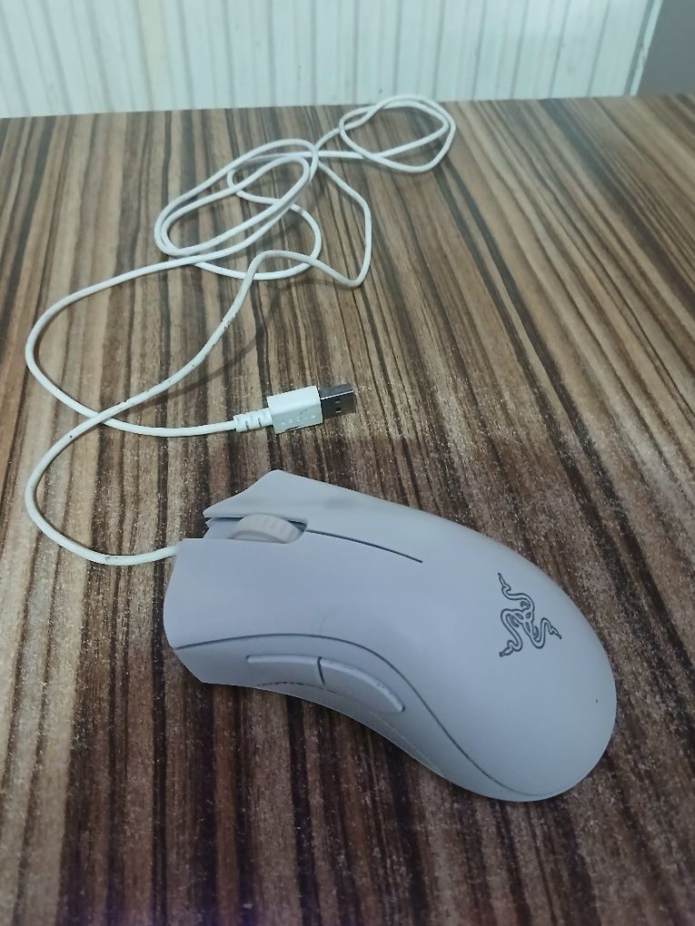 Myszka detheder  razer