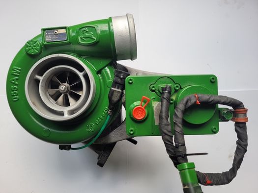 Turbosprężarka JOHN DEERE 9.0 l 325 KM Sprzedaż Ratalna