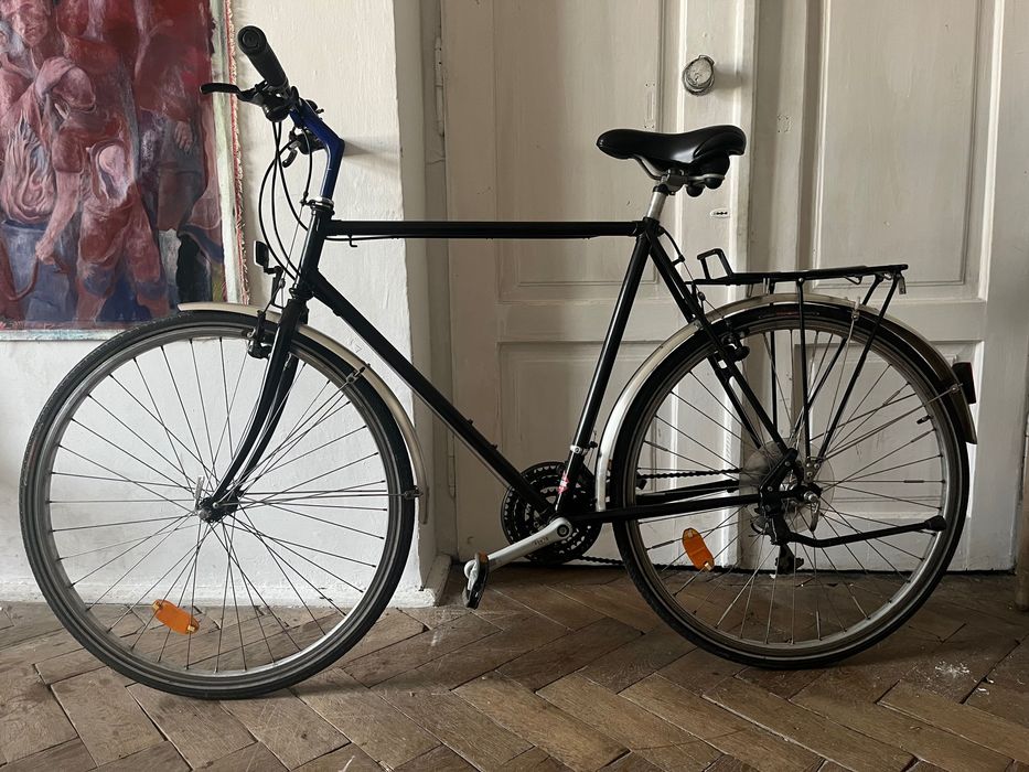 Rower czarny trekingowy miejski Falck