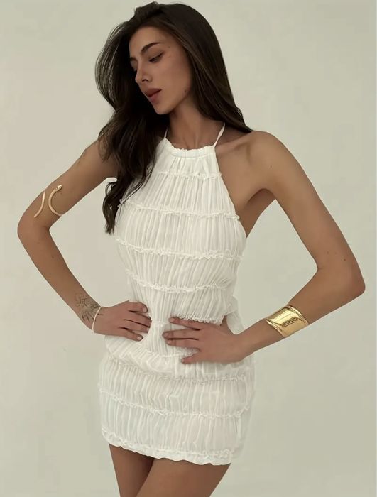 Дужк витончена гарна біла сукня