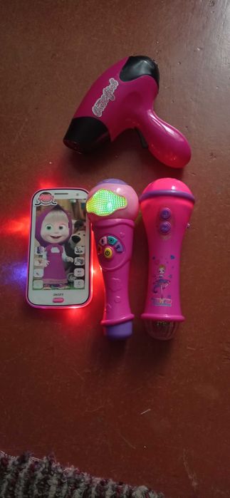 Музыкальный игрушечный микрофон , игрушка -телефон , игрушка фен