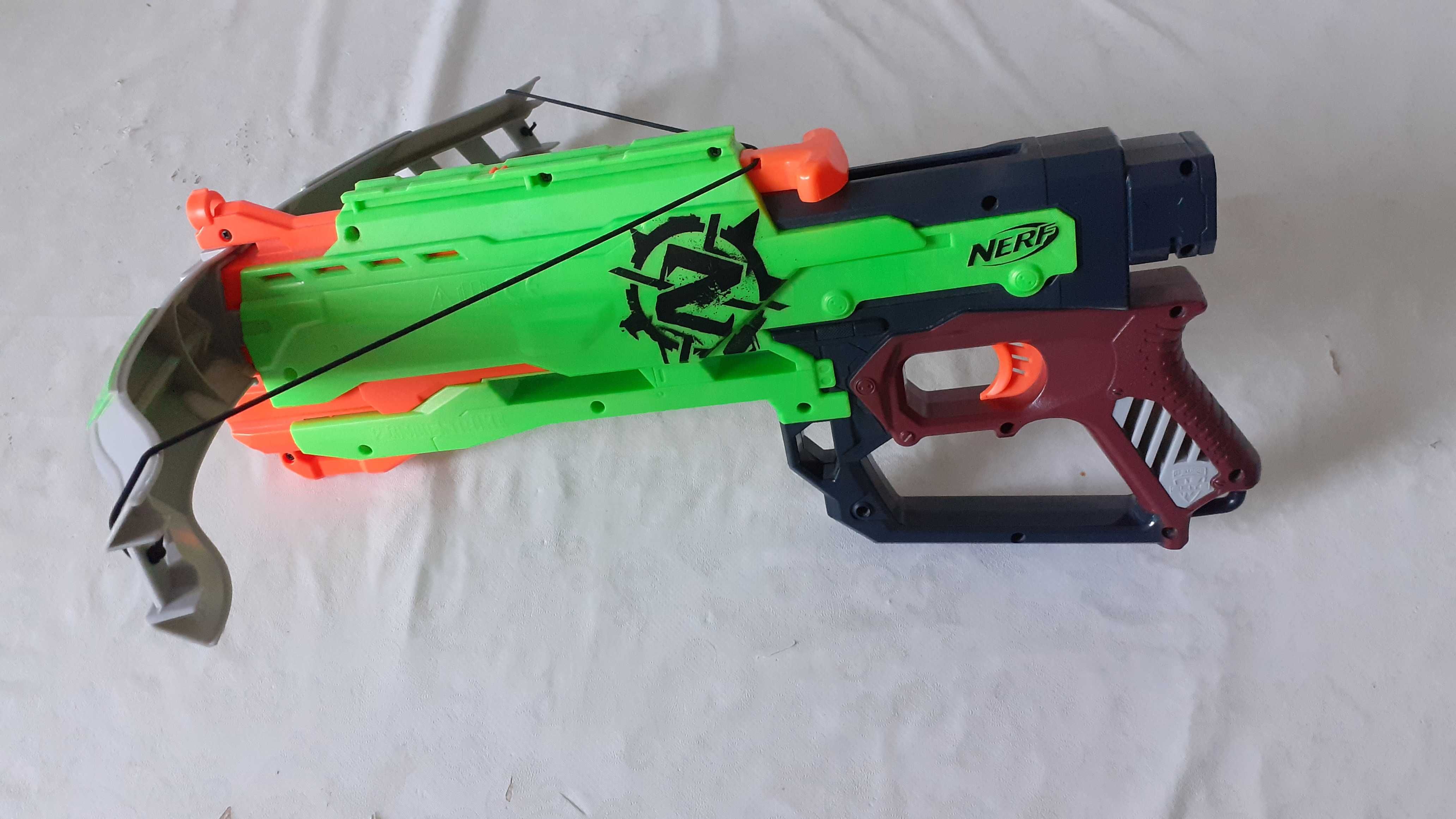 NERF Zombie Hunter Kusza