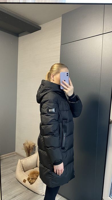 Зимовий пуховик clasna