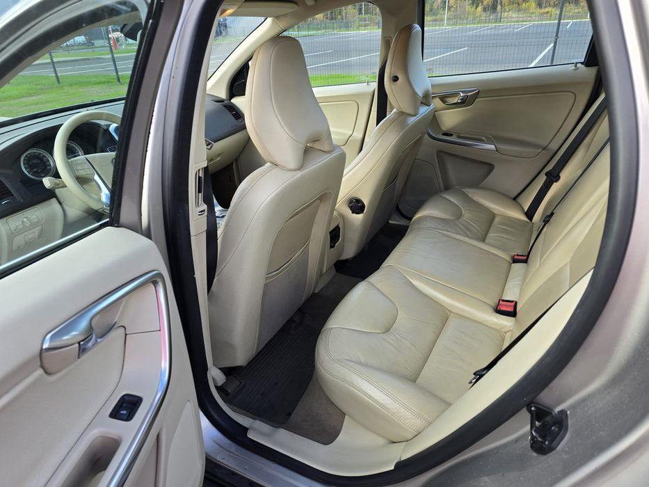 Volvo XC60 під розмитнення