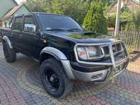 Nissan Navara джип
