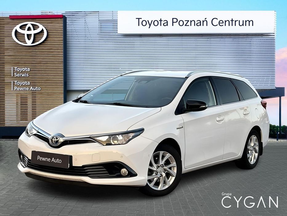 Toyota Auris Premium+Comfort 1,8 Hybrid. Serwis w ASO. Kamera cofania. VAT Marża