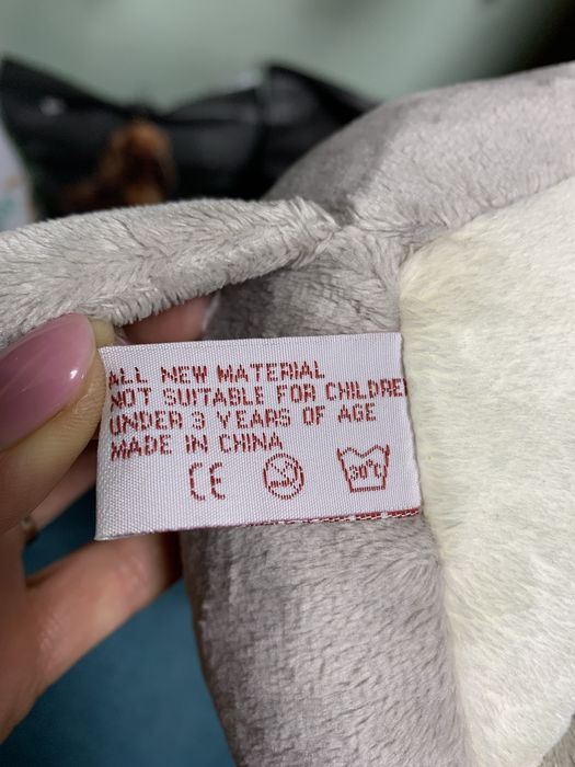 Мʼяка вграшка, плюшевий бичок