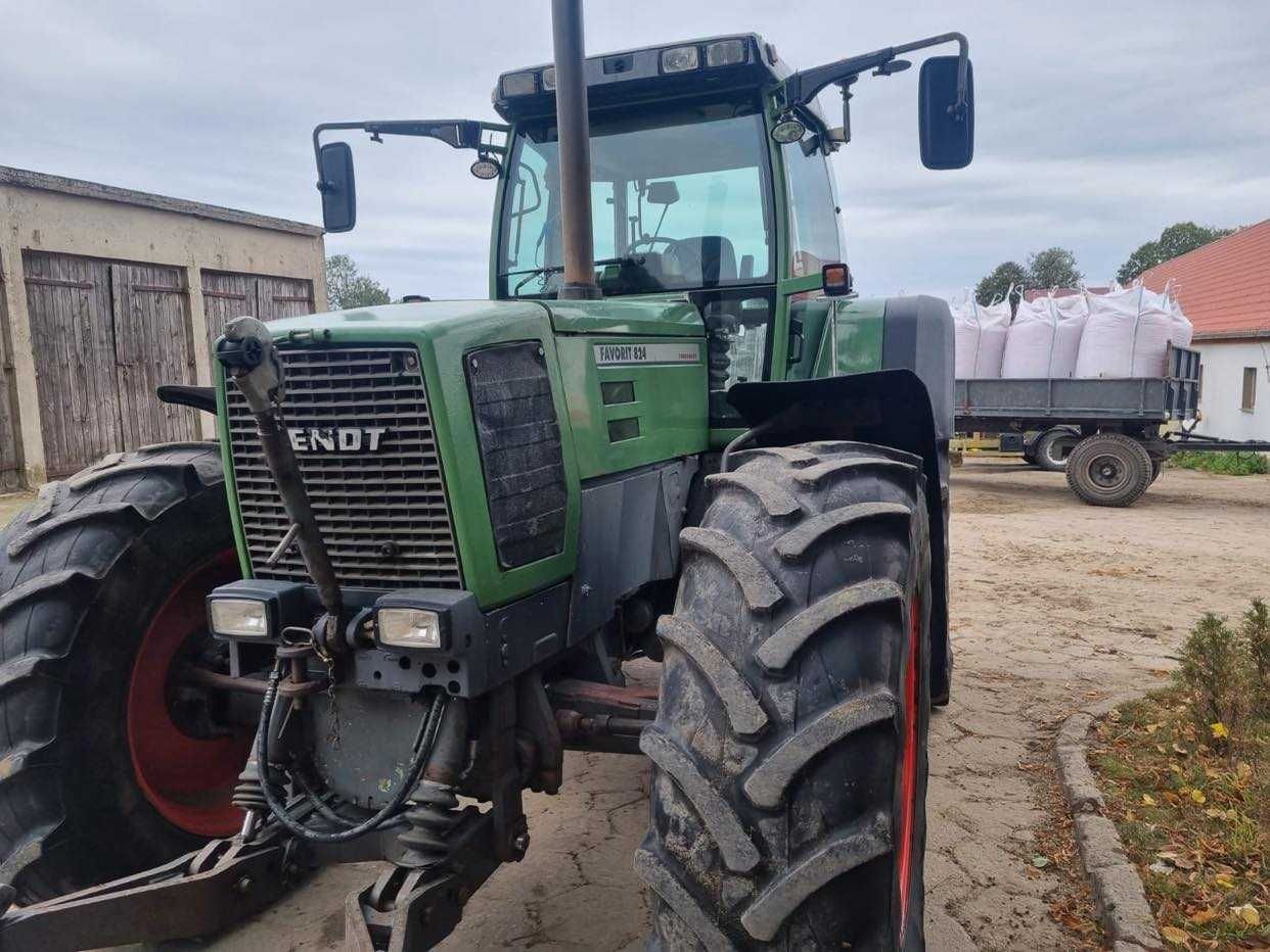 Ciągnik Fendt FAVORIT 824 Turboshift