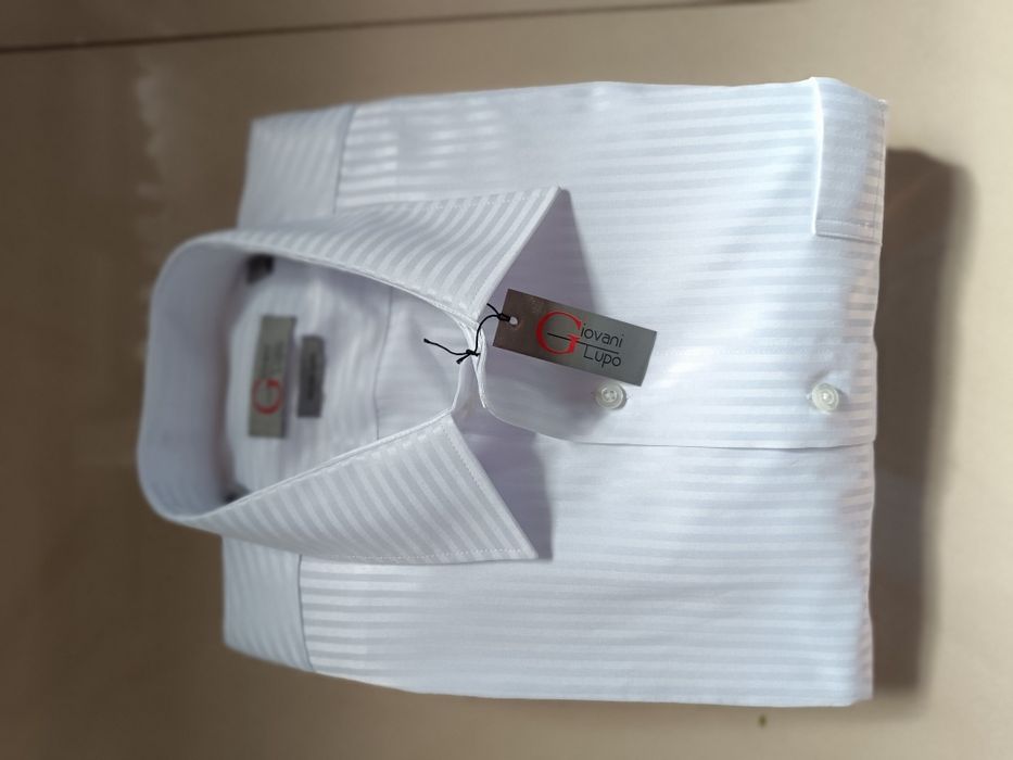 Giovani Lupo męska koszula _ Xl
Szer. Pod pacha