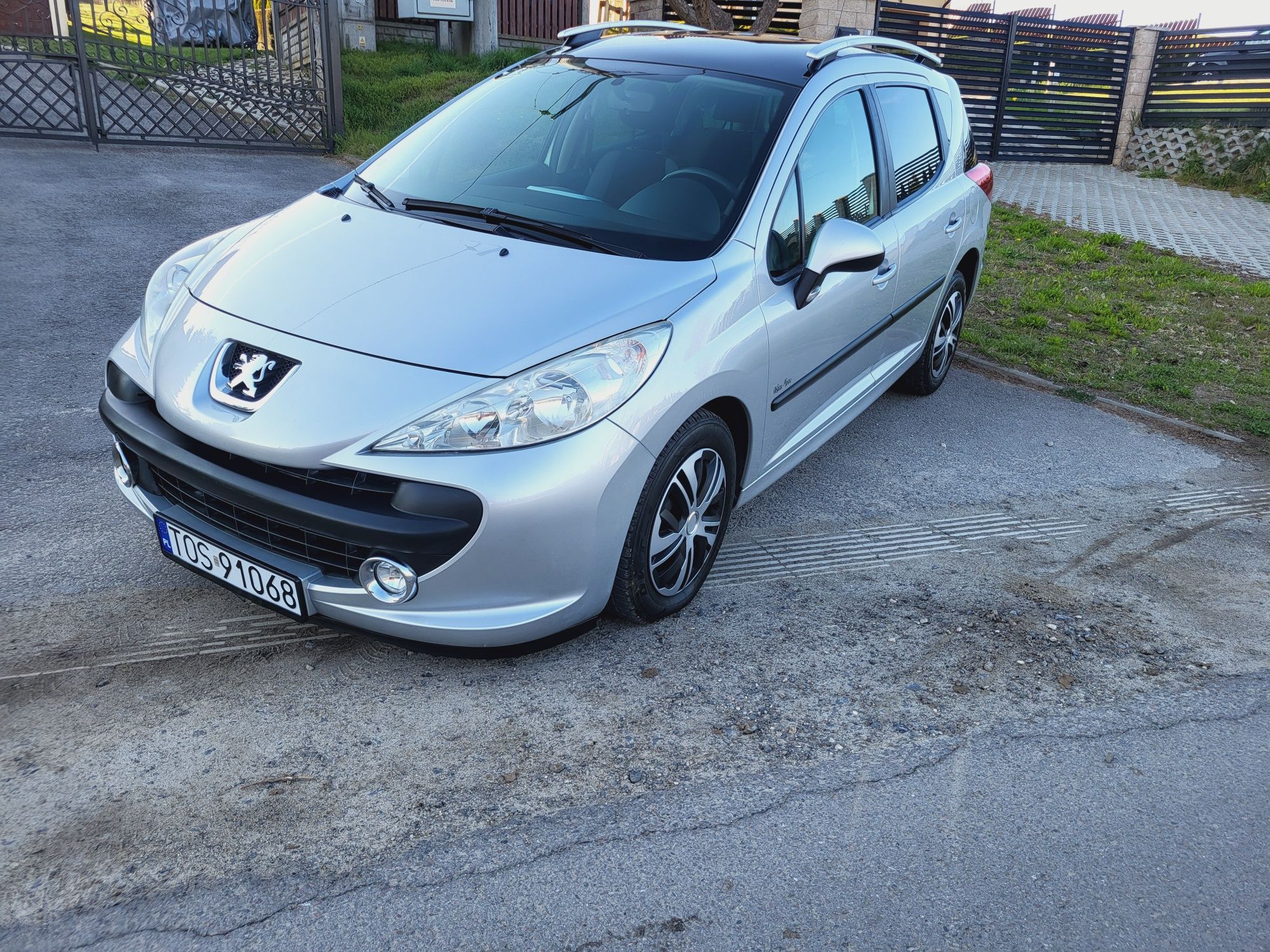 Peugeot 207 SW , 1.4 benzyna , 120 tys km , Panorama dach,Niemcy