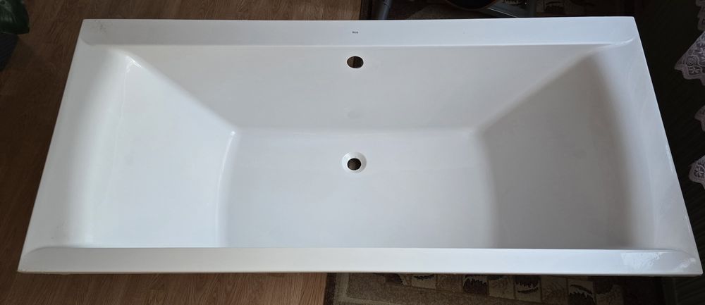 Nowa wanna Roca 170x80 ZAFOLIOWANA