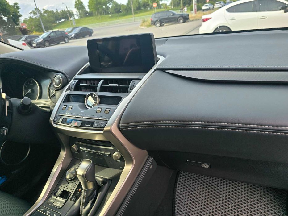 Продам Lexus NX 2018