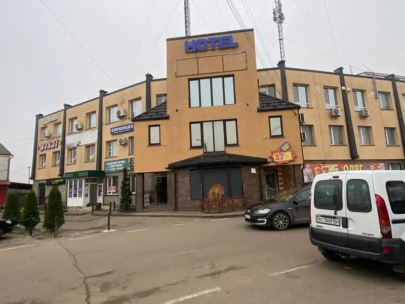 частина неж приміщення, с. Ратне, вул. Соборна (1-го Травня), буд. 1