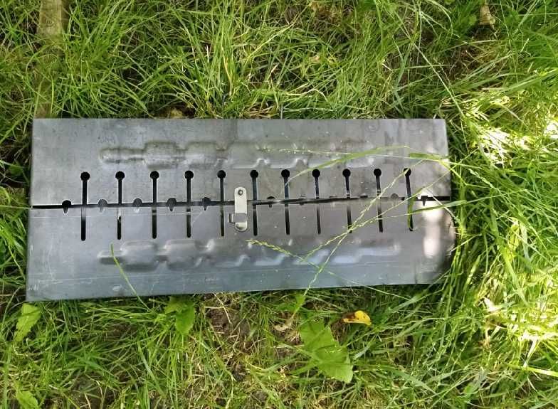 мангал 12 шампурів, знімні ніжки, сталь без покриття, висота 65 см