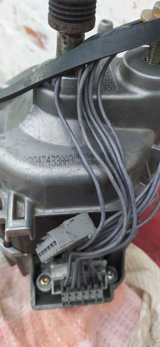 Двигун від пральної машини BOSH