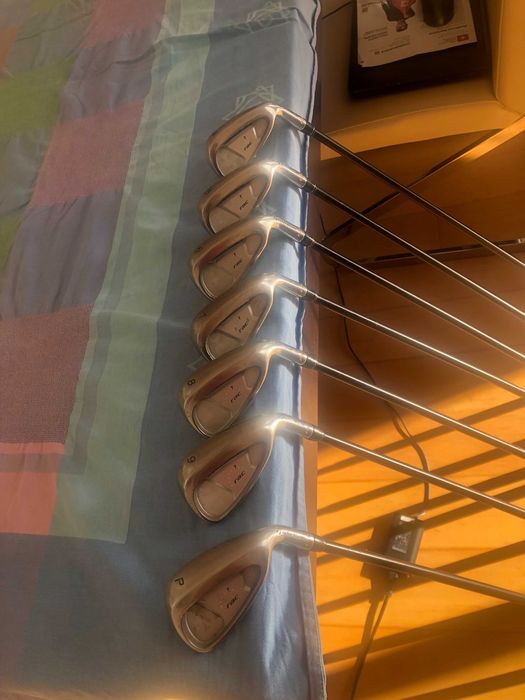 Golf - Ferros Taylormade RAC (4-P)