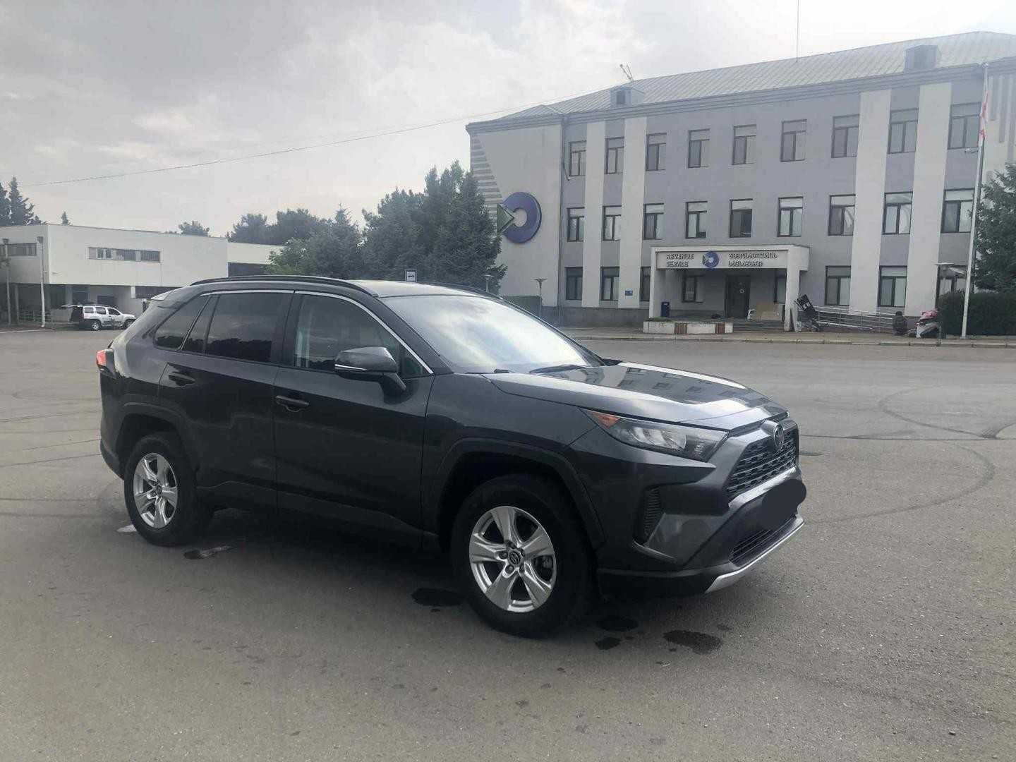 Toyota RAV4 2019 V покоління Тойота РАВ4 гібрид