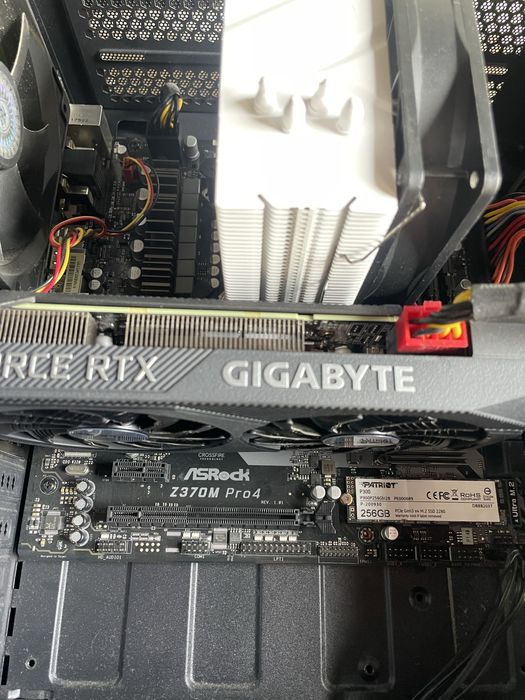 Продам комплект S1151 Intel Core I5 8600K + ASRock Z370M Pro4