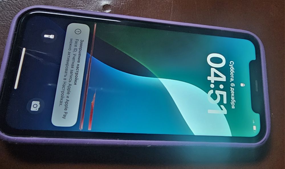 Продаю Iphone 11 128/4