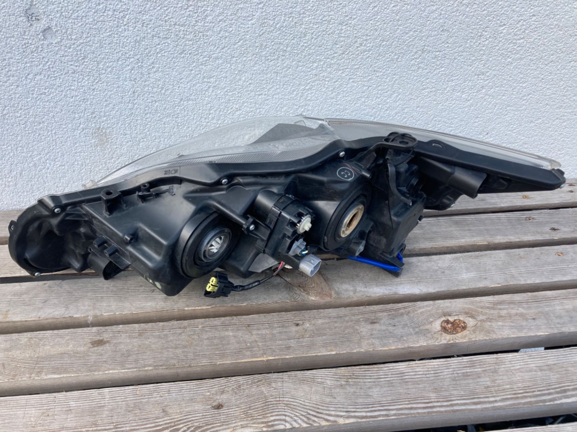 Lampa lexus ct lift soczewka