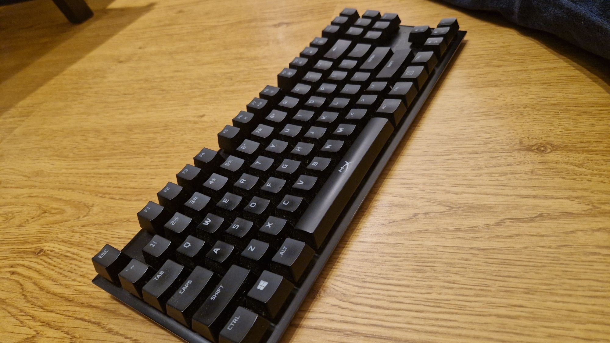 teclado hyperx alloy fps pro