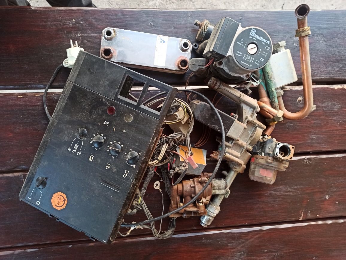 Вайлант Т4 Запчастини. Запчасти Vaillant VCW 180 XEU18 КВ.