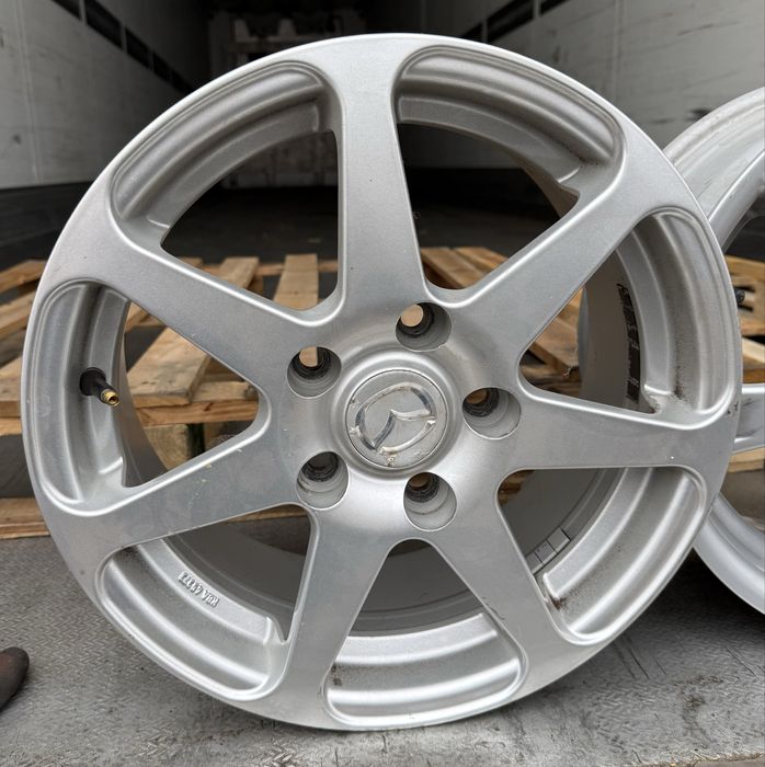 Felgi Mazda 5x114.3 R15 Artec MX705 komplet 4szt