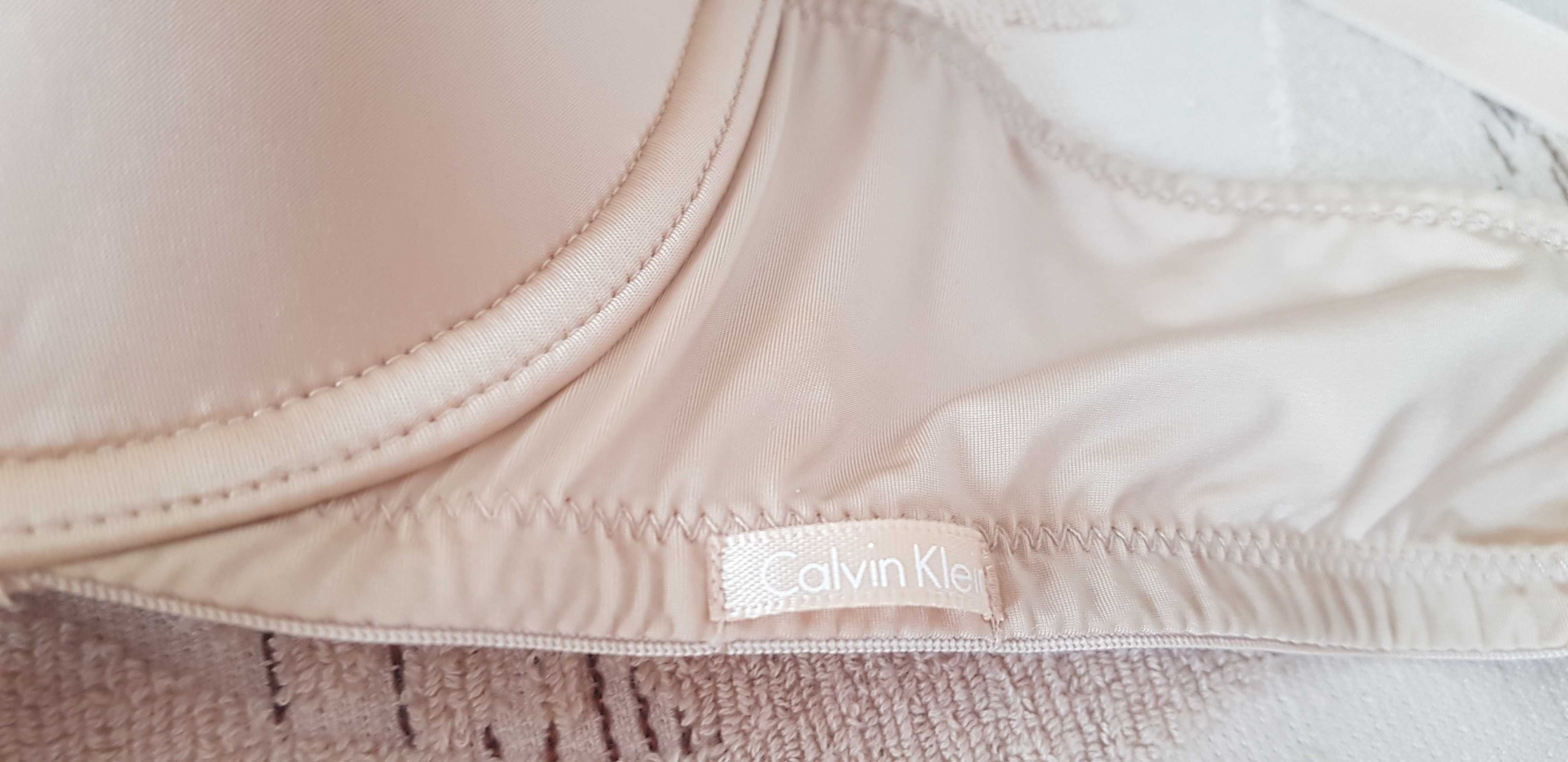 Бюстгальтер Calvin Klein