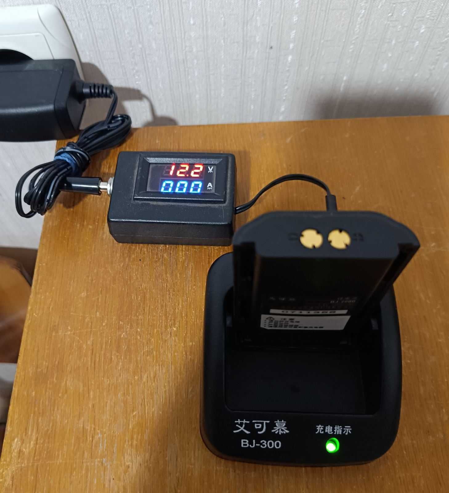Радиостанция, рация Icom IC-F16, 136-174 МГц.В комплекте 2 аккума. ЖД.