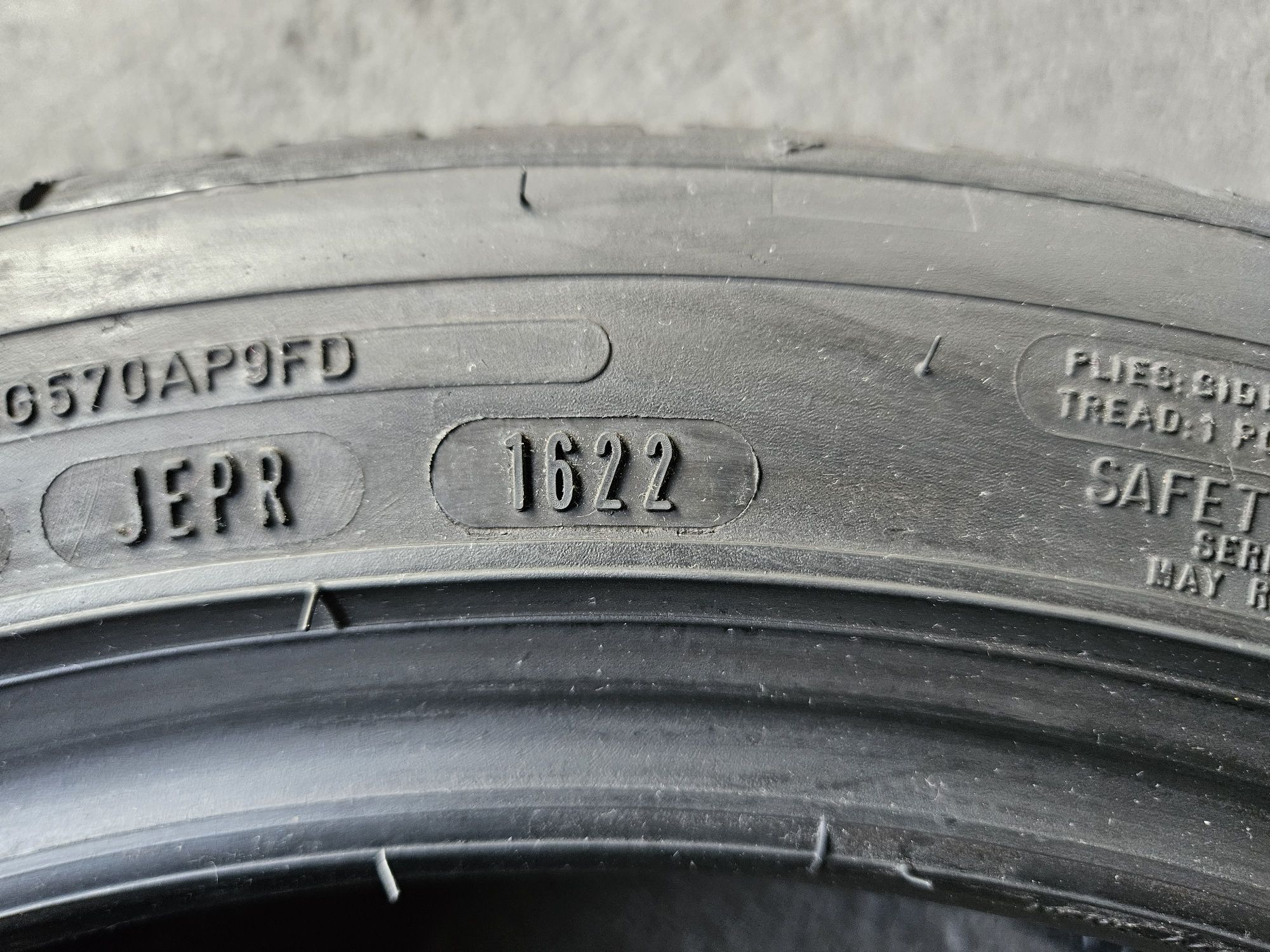 Kpl Opon Letnich Dunlop Sport Maxx RT2 225.45.17 91Y Rok 2022