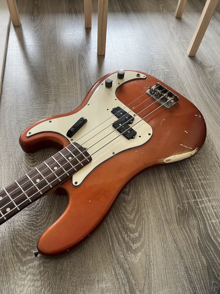 Fender Precision 1969 CAR