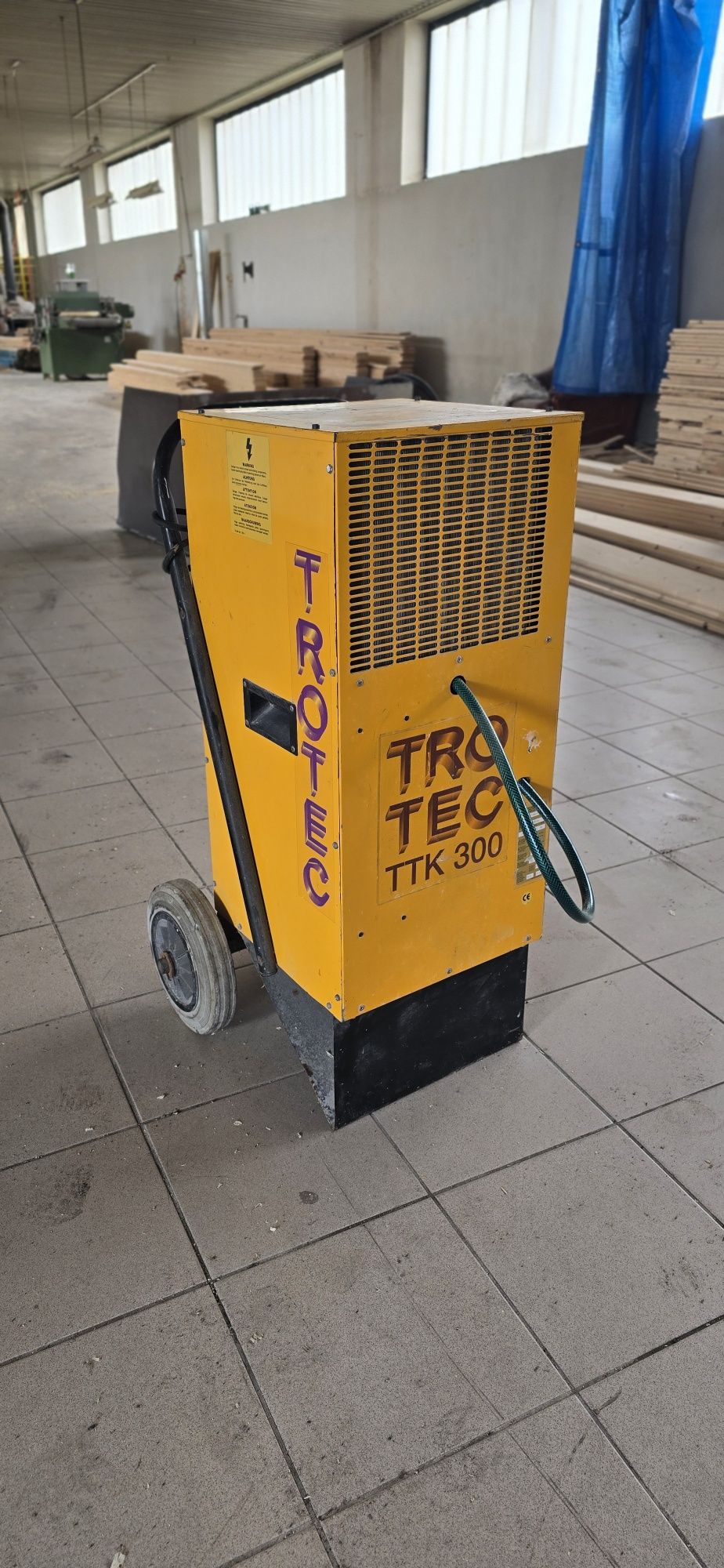 Trotec TTK 300 przemysłowy osuszacz powietrza